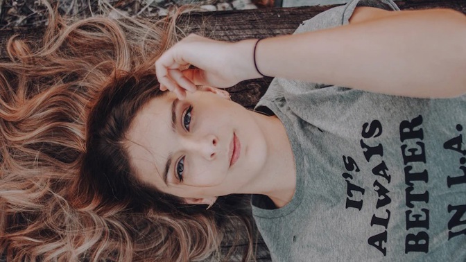 Karla (25): Můj imaginární kamarád z dětství se vrátil. Má ovšem úplně nečekanou podobu