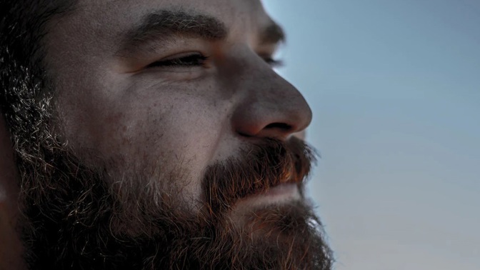 Sebastián (45): Našel jsem dokonalou ženu, bohužel mluví jako dlaždič. Vadí mi, jaký to má vliv na děti