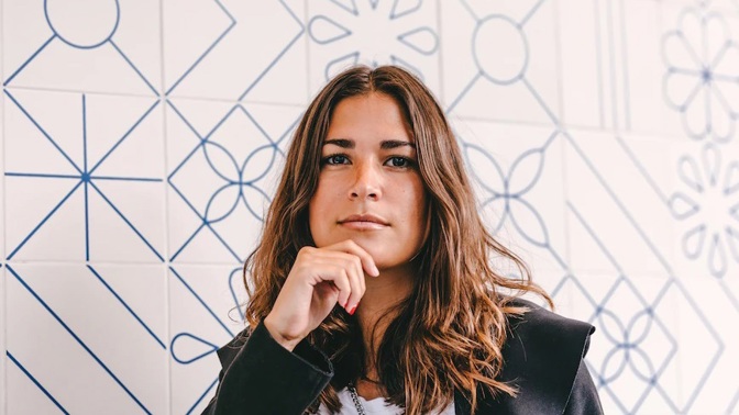 Nikola (34): Táta se bude podruhé ženit, ale zamilovaný je jenom on. Bere si vypočítavou mrchu