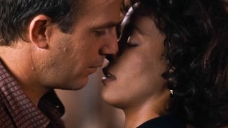 Osobní strážce má 30 let: Whitney Houston tajila osobní tragédii, Kevin Costner chystal pokračování s princeznou Dianou