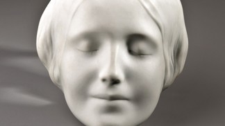 Figurína na umělé dýchání má tvář reálné mrtvoly, její tělo plavalo v řece