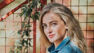 Vanesa (20): Táta si přál syna. Když to nevyšlo, dal mi alespoň klučičí jméno. Jeho změnu nerozdýchal
