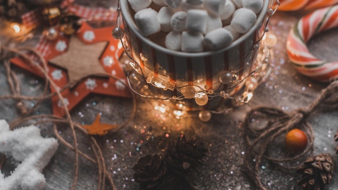 Vánoce za pět minut dvanáct. Uvařte si čaj a dejte se do objednávání!