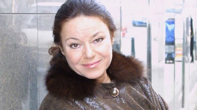 Hvězda Sanitky Eva Hudečková: Maminka jí zatajila biologického tátu, hledala ho dlouhé roky