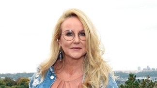 Máma na přechodu: Předvánoční čas je obdobím zabijaček, myslivosti i charity. Za vše mě lidé hejtují, píše Vendula Pizingerová