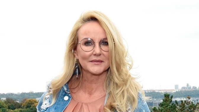 Máma na přechodu: Předvánoční čas je obdobím zabijaček, myslivosti i charity. Za vše mě lidé hejtují, píše Vendula Pizingerová