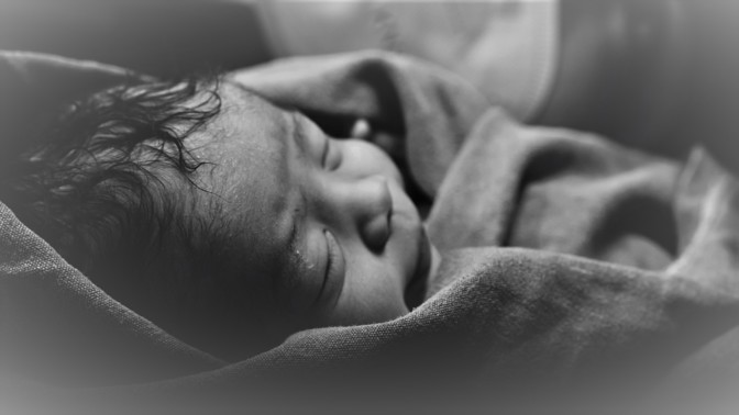 Nejvyšší žena historie maminkou aneb Obří dítě vážilo přes deset kilo, zemřelo jedenáct hodin po porodu