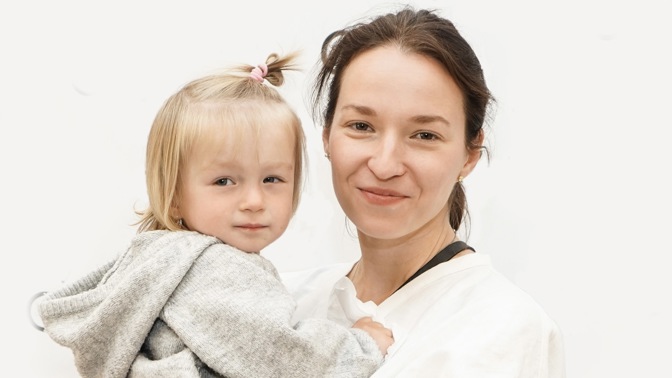 Téměř tříletá dcera Bereniky Kohoutové je celá po mamince: Je strašně vtipná a mluví jako o závod