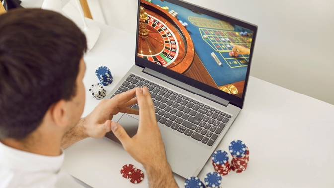 Svátky budou v online casinech ve znamení speciálních bonusů