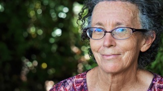 Alžběta (65): Po manželově smrti jsem našla za dveřmi divného psa. Dnes děkuji tomu, kdo mi ho seslal