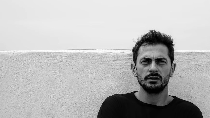 Petr (42): Od sousedů slyším každý den křik. Vědět to dřív, nikdy bych do toho baráku nešel bydlet