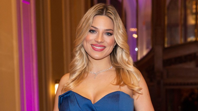 Moderátorka Eva Perkausová si potrpí na šperky: Za narození syna jsem dostala náušnice, jejich cenu mi manžel neřekl