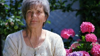 Petra (66): Z rozpadlého domu na konci vsi jsem si kdysi odnesla děsivý zážitek. Teď to potkalo i moji vnučku