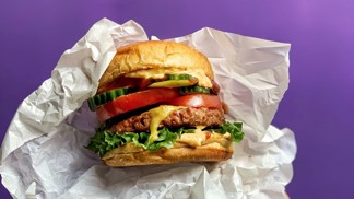 3 znamení zvěrokruhu, která milují fast foody a nezdravou stravu