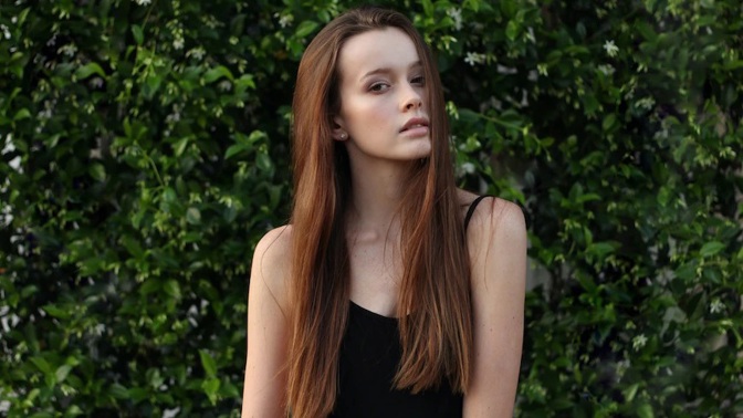 Natálie (25): Babička mě varovala před prokletým křížem v lese. Dodnes lituji, že jsem se ho dotkla