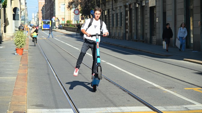 Nejčastější chyby, kterým se na koloběžkách vyhnout.