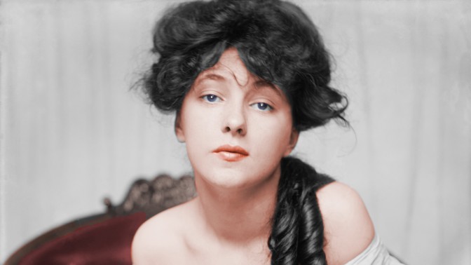 Skandál z vyšších vrstev: O přízeň 14leté Evelyn Nesbit bojovali dva starší boháči