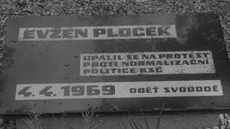 Třetí lidská pochodeň: Evžen Plocek se upálil o Velikonocích 1969, chtěl lidi probudit z letargie