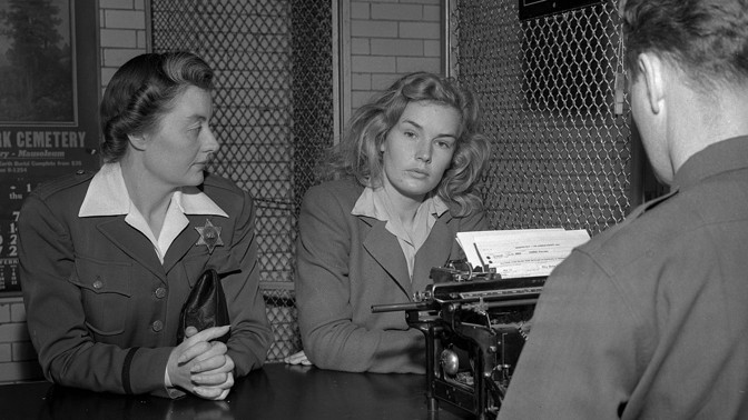 Hollywoodská hvězda Frances Farmer: Hrála s Carym Grantem, život jí zničil alkohol