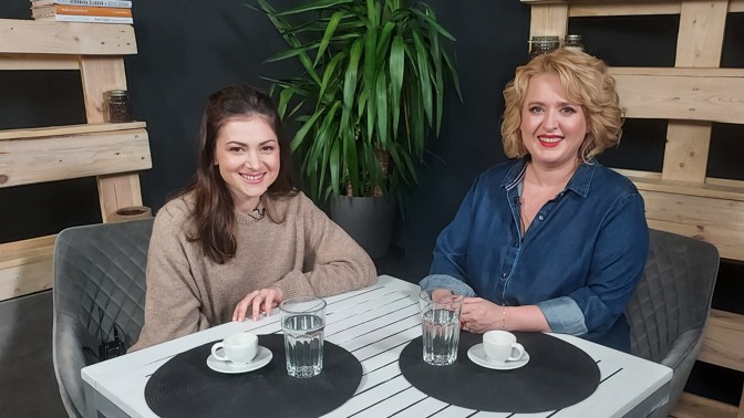 Nesnáším dělení na zdravá a nezdravá jídla, hamburger je vlastně jen maso a houska, říká odbornice na výživu Karolína Fourová