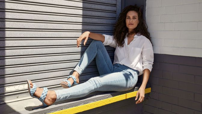 Móda pro ženy 40+: Pět kousků, které není třeba vyřazovat ze šatníku