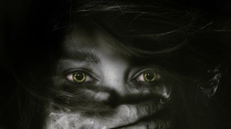 Ukradený život: Jaycee Dugard strávila osmnáct let v rukou únosce, porodila mu dvě děti