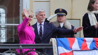 Stylistka Evy Pavlové popsala outfit první dámy od hlavy až k patě: Je plný skrytých symbolů, říká exkluzivně