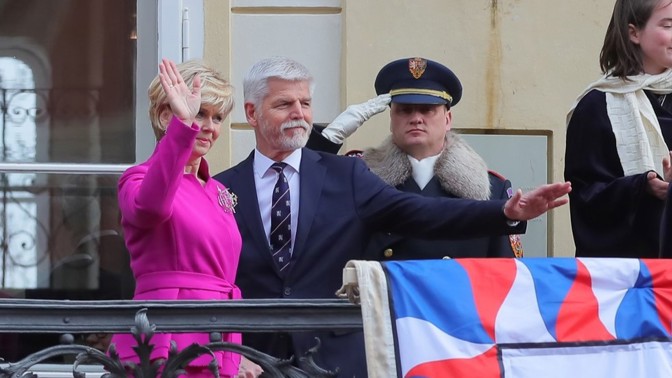 Stylistka Evy Pavlové popsala outfit první dámy od hlavy až k patě: Je plný skrytých symbolů, říká exkluzivně