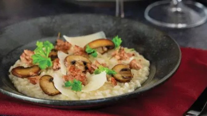 Rizoto s houbami a vepřovým masem: Chutný tip na romantickou večeři