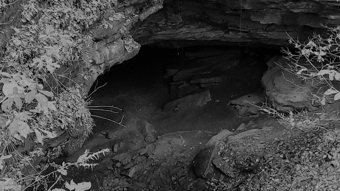 Tragická smrt Floyda Collinse: Jeho smrt v úzké jeskyni sledovaly tisíce zvědavců