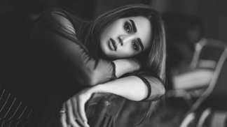 Alenka (29): Nechci macechu na své svatbě, ale táta bez ní nepřijde. Jak já tu ženskou nesnáším