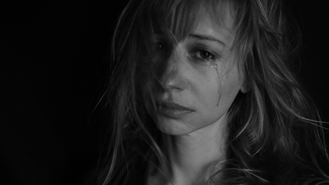 Hana (23): Často chodím z práce tmavým podchodem pod tratí. Jednoho dne jsem tam zažila něco děsivého