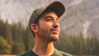 Lukáš (32): Veganství mé přítelkyně nám kazí vztah. Už si ani nepamatuji, kdy jsme si jídlo užívali společně