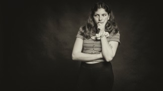 Martina (31): V noci jsem u skříně viděla tajemnou postavu. Z fotky na kredenci jsem pochopila, o koho šlo