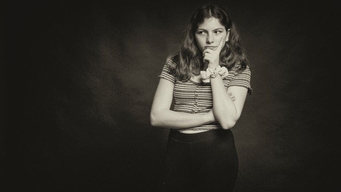 Martina (31): V noci jsem u skříně viděla tajemnou postavu. Z fotky na kredenci jsem pochopila, o koho šlo