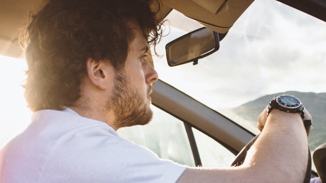 Milan (39): Cestou k rodičům jsem zahlédl u silnice zvláštní dívku. Kde se tam vzala, mi pomohl rozklíčovat až táta