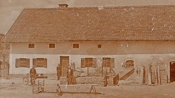 Vraždy jako z hororu: Masakr na farmě Hinterkaifeck měl mít na svědomí šílenec, který se ukrýval přímo v domě