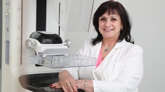 Lékařka Miroslava Skovajsová vyvrací mýty o mamografii: Stejnou dávku záření dostanete i při delším letu