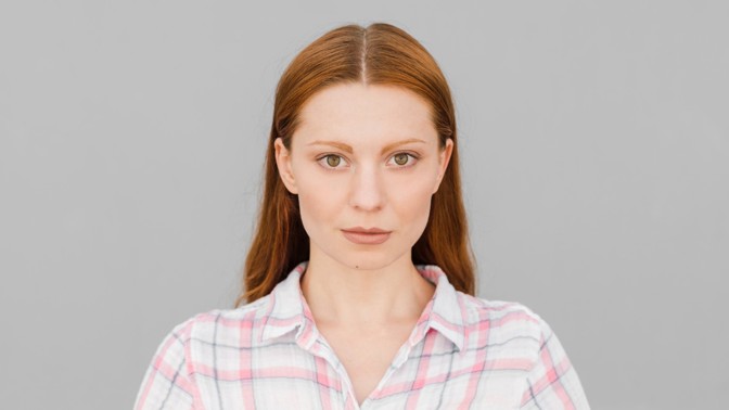 Monika (36): Syn nechce trávit víkendy u táty, důvodem je jeho přítelkyně. Jak může taková ženská být učitelkou?