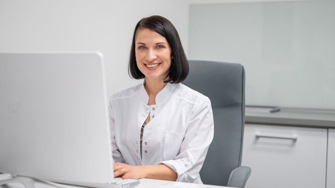 Trendem posledních let je IPL epilace. Jak správně IPL epilátor používat a jaké jsou jeho největší výhody?