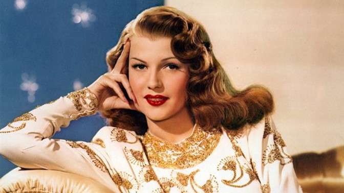 Hollywoodskou legendu trápil Alzheimer a alkohol: Rita Hayworth honila své přátele s nožem