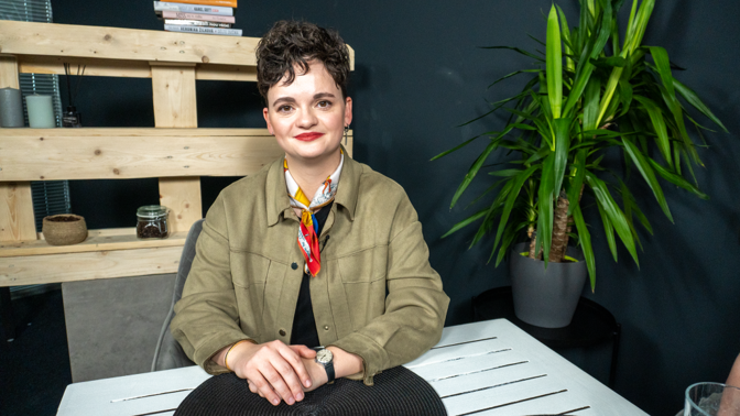 Expertka na sociální sítě Karolína Kachyňová radí, jak nenaletět podvodníkům: Pozor na falešné časovače a emoční vydírání