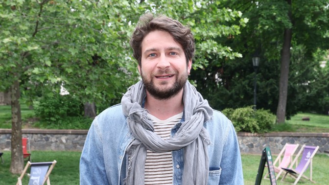 Fešák Marek Němec se nesmí oholit: Bez vousů by mě nikdo nepoznal a partnerka vyhodila z domu