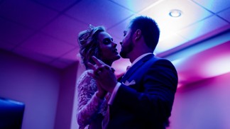 Linda (27): Všichni si myslí, že jsme dokonalý pár. Ale my jen předstíráme skvělé manželství