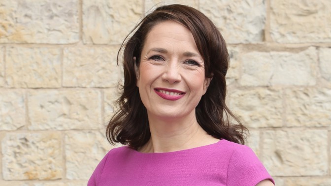 Tereza Kostková má doma krajtu královskou: Jako jediná z rodiny se s ní mazlím. Mám ráda, když se po mě plazí