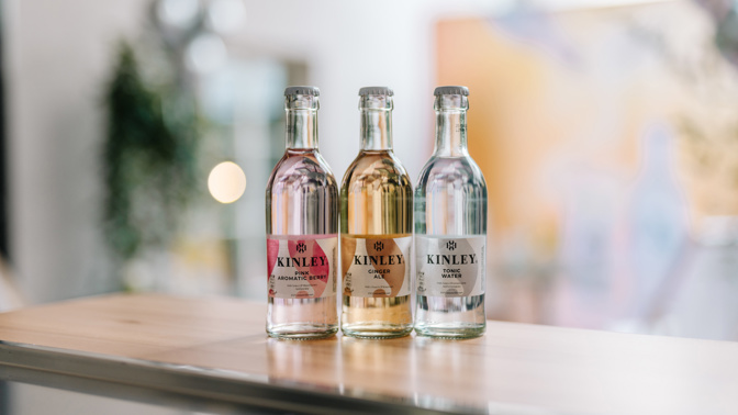 Češi i Slováci by uvítali více času pro sebe, pravidelně přesčas pracuje každý druhý