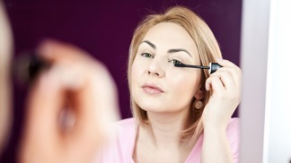 Test voděodolných řasenek od 69 do 970 Kč: Rozmazávání je minimální problém oproti odličování