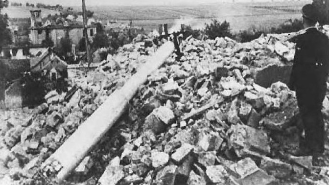 Osudná noc v Lidicích. Nacistická komanda neměla slitování, zapalovala domy, vykopávala rakve a přeživší popravila