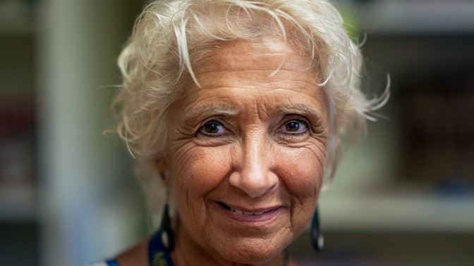 Anna (65): Na večerní procházce jsem zažila šok. U lesa se toulal duch psa, který marně hledá svého pána