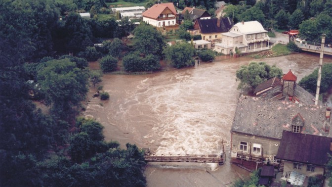 Povodně 1997: Přírodní katastrofa donutila zákonodárce vylepšit systém včasného varování a každý měsíc provádět zkoušky sirén